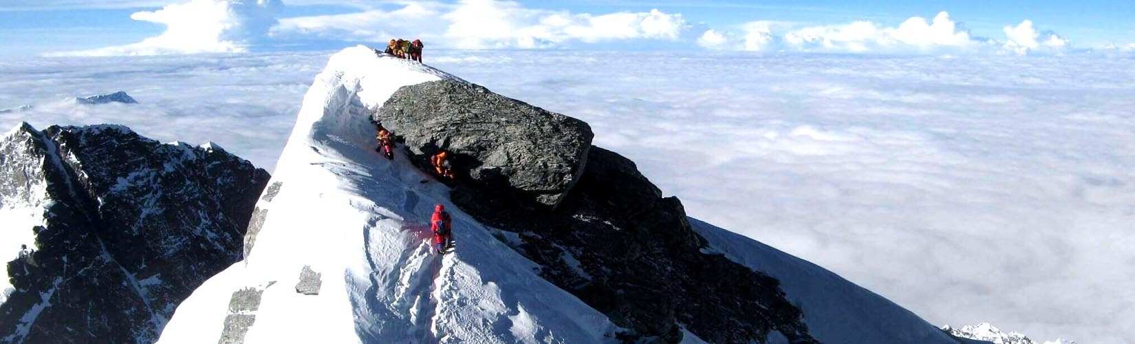 Everest Expedition | Reasonable Treks And Tour 